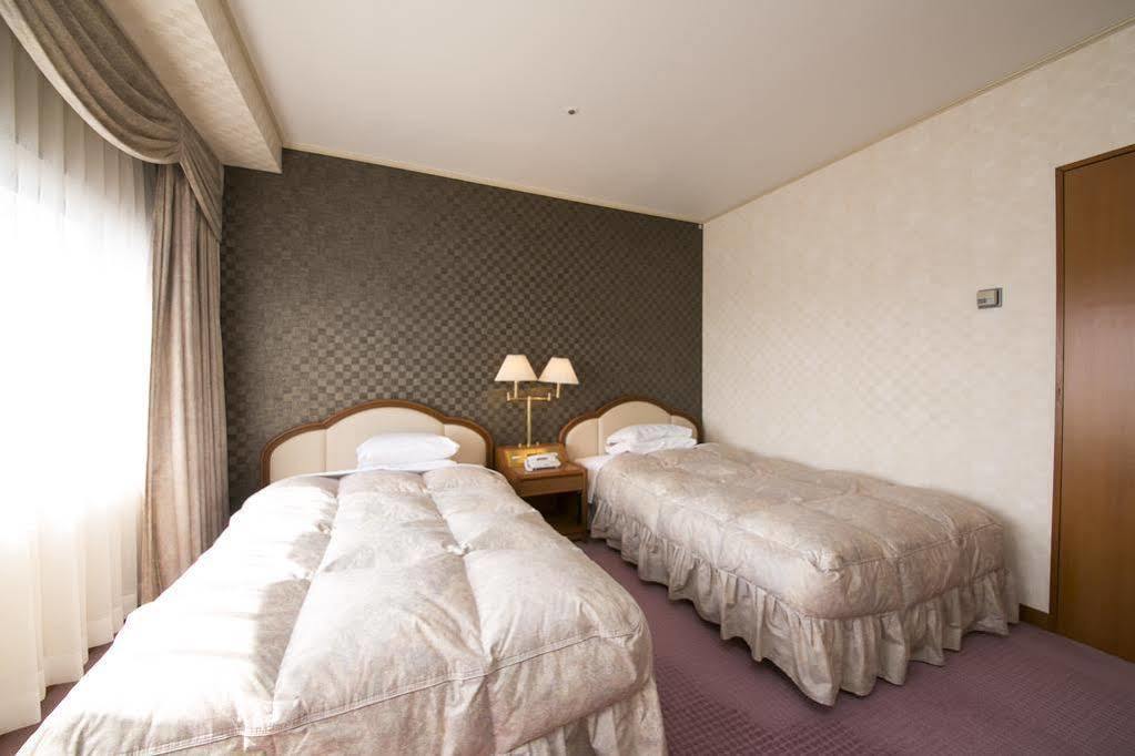 Meitetsu Komaki Hotel Екстер'єр фото